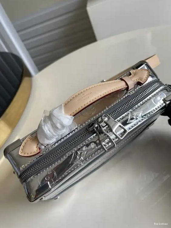 Cheap VUITTON LOUIS TRUNK HANDLE 0702